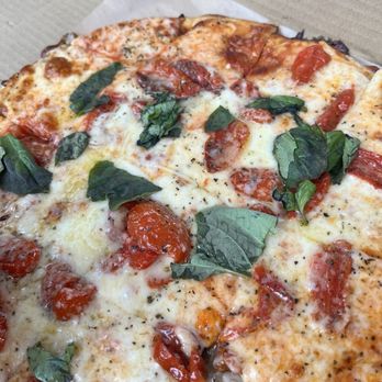 Fullsteam-Boxyard RTP - Lo Margherita - Pizza Near Me - Durham, North Carolina