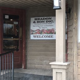 the entrance to the restaurant