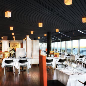 Poivre Noir - a restaurant with a view of the ocean - French Near Me - Trois-Rivières, Quebec Poivre Noir - a restaurant with a view of the ocean - French Near Me - Trois-Rivières, Quebec