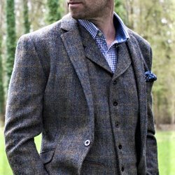 Celtic Clothing - Modelling the tweed