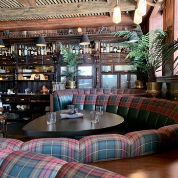 Armitage Alehouse - Seating - Pubs Near Me - Chicago, Illinois