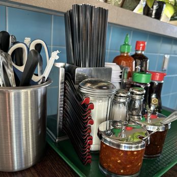 999 Phở - Love the condiment and utensil set up! - Vietnamese Near Me - Reno, Nevada