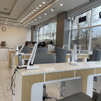 HT Nail Bar - Cleanliness - Nail Salons Near Me - Tukwila, Washington