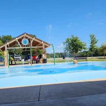 Rotary Park - Splash pad - Water Parks Near Me - Ennis, Texas Rotary Park - Splash pad - Water Parks Near Me - Ennis, Texas