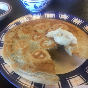 Ping's Dumpling House - Pan fried dumplings are both crispy and the skin is delicate - Dim Sum Near Me - Seattle, Washington Ping's Dumpling House - Pan fried dumplings are both crispy and the skin is delicate - Dim Sum Near Me - Seattle, Washington