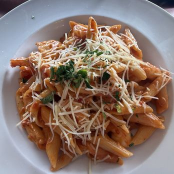 Mario's Italian Grill - Penne alla vodka with shrimp - Pizza Near Me - Charleston, South Carolina Mario's Italian Grill - Penne alla vodka with shrimp - Pizza Near Me - Charleston, South Carolina