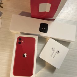 T-Mobile - Iphone11, Gen 2 airpods and Series 5 Apple Watch