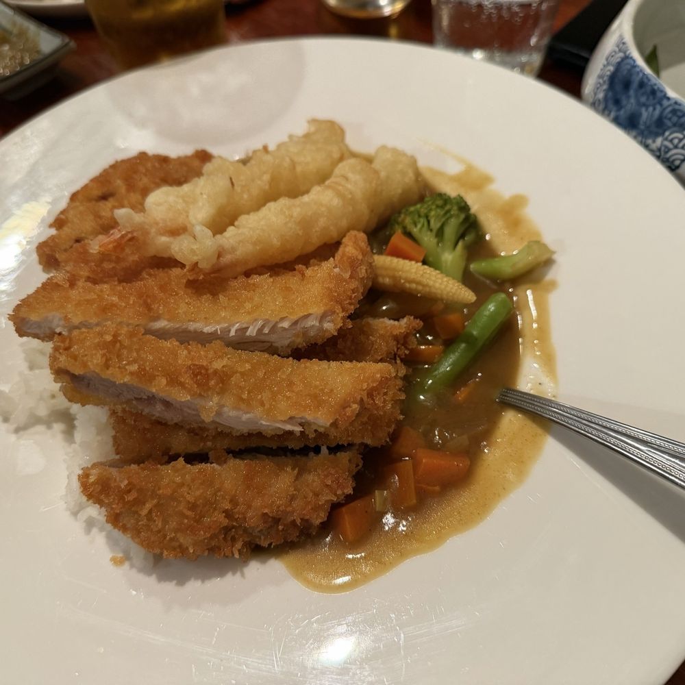Kuriya Japanese Kitchen - Sushi Bars Near Me - Albany, California Kuriya Japanese Kitchen - Sushi Bars Near Me - Albany, California