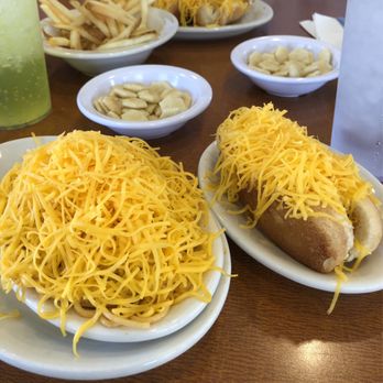 Skyline Chili - a hot dog covered in cheese - Fast Food Near Me - Cincinnati, Ohio Skyline Chili - a hot dog covered in cheese - Fast Food Near Me - Cincinnati, Ohio