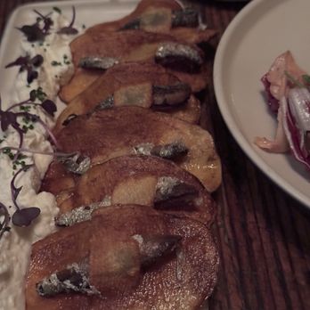 Rich Table - Overdone sardine chips - New American Near Me - San Francisco, California