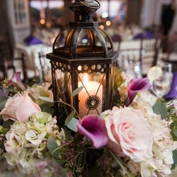Hengstenberg's Florist - Photo by Lennon Photo (lennonphoto.com)