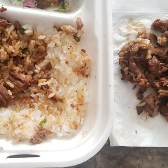 Mos No 2 - Picking out the fat and nerve pieces. - Japanese Near Me - Santa Ana, California Mos No 2 - Picking out the fat and nerve pieces. - Japanese Near Me - Santa Ana, California