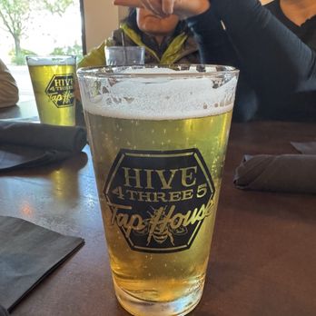 Hive 435 Tap House - Pizza Near Me - St George, Utah