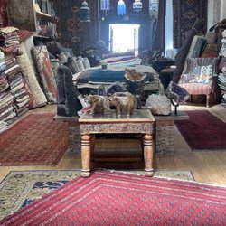 Tribal Rugs & Art - Rugs tables ottomans Turkish Afghanistan tribal oriental