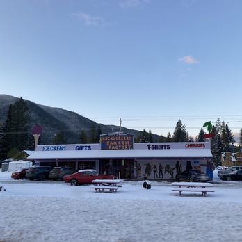 Willows Huckleberry Land - Ice Cream & Frozen Yogurt Near Me - Hungry Horse, Montana