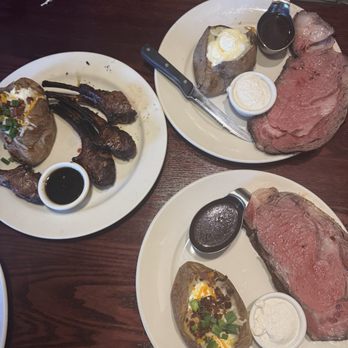 The Chop House - New American Near Me - Hendersonville, Tennessee