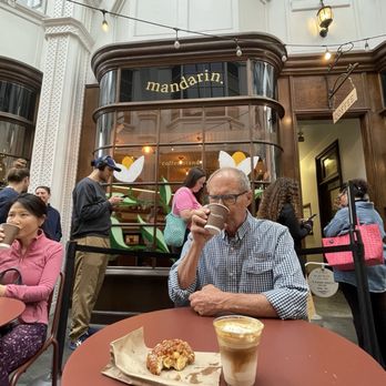 Mandarin Coffee Stand - Tables out from in the mallway. - Coffee & Tea Near Me - Pasadena, California Mandarin Coffee Stand - Tables out from in the mallway. - Coffee & Tea Near Me - Pasadena, California