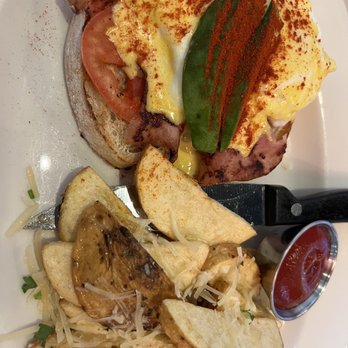 Eat Chow - Chow Benny - Breakfast & Brunch Near Me - Costa Mesa, California Eat Chow - Chow Benny - Breakfast & Brunch Near Me - Costa Mesa, California
