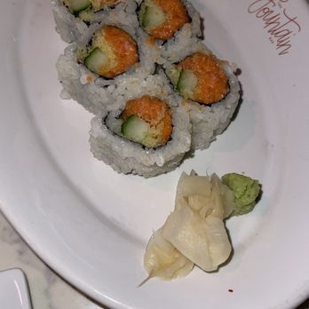 Fountain Bar - yummy sushi - Cocktail Bars Near Me - Los Angeles, California Fountain Bar - yummy sushi - Cocktail Bars Near Me - Los Angeles, California