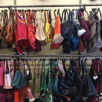 Crossroads Trading - Purse selection - Women's Clothing Near Me - Irvine, California Crossroads Trading - Purse selection - Women's Clothing Near Me - Irvine, California