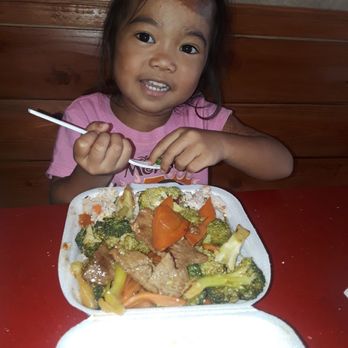 Honolulu Kitchen - Tezzy enjoying her mini char su fried rice n beef broccoli - Chinese Near Me - Waipahu, Hawaii