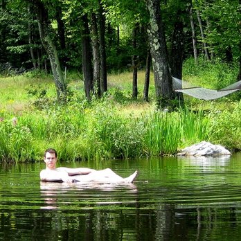 Frog Meadow - Frog Meadow's spring-fed swimming pond - Bed & Breakfast Near Me - Newfane, Vermont