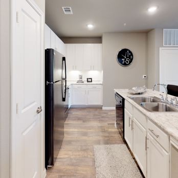 Atherton - B2 | 2 Bed - 2 Bath | 1190 Square Feet - Apartments Near Me - Frisco, Texas Atherton - B2 | 2 Bed - 2 Bath | 1190 Square Feet - Apartments Near Me - Frisco, Texas