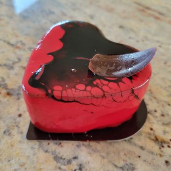 Lézard - Heart Cake - Patisserie/Cake Shop Near Me - Berlin, BE