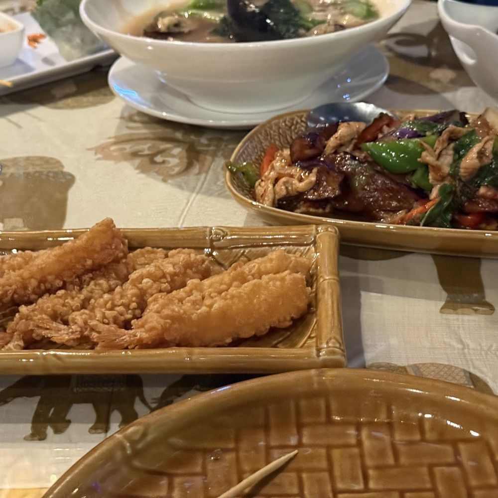 Elephant Thai Cuisine - Thai Near Me - Vallejo, California
