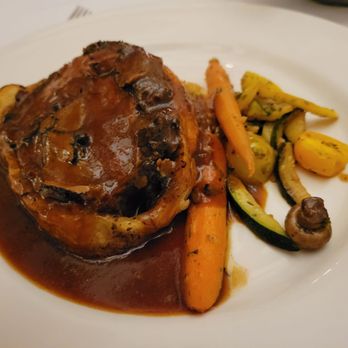 Le Rendez-vous - Beef wellington - French Near Me - Tucson, Arizona