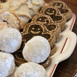 Chaves Bakery and Deli - Assorted cookies