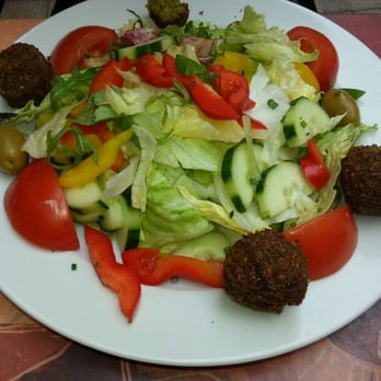 Maschu Maschu - Grosser Salat mit Falafel - Middle Eastern Near Me - Vienna, 9 Maschu Maschu - Grosser Salat mit Falafel - Middle Eastern Near Me - Vienna, 9