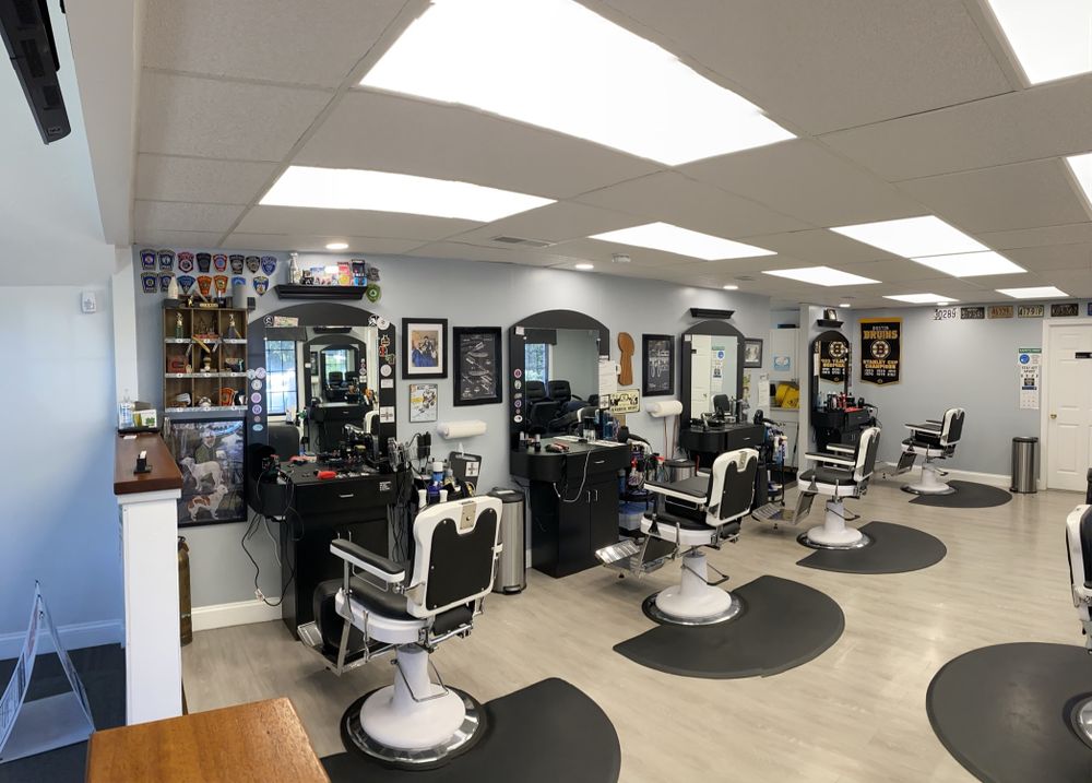 Luigi and Lori's Barbershop Logo