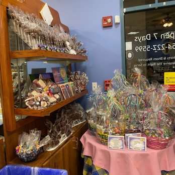Kilwins Ice Cream - Chocolate - Fudge - a display of lollipop lollipop lollipop lollipop lollipop lo - Candy Stores Near Me - Coral Springs, Florida