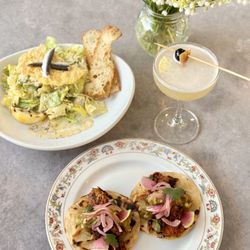 Mountain Social Kitchen & Bar - Duck Tacos, Caesar Salad, and Easy on the Tini Cocktail - Bethel, Maine - Mountain Social Kitchen & Bar