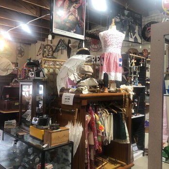 The Monkey Junkie - Booth - Antiques Near Me - Irving, Texas