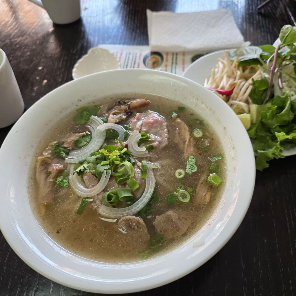 Banh Mi Ba Le - Pho dac biet - Vietnamese Near Me - Toronto, Ontario Banh Mi Ba Le - Pho dac biet - Vietnamese Near Me - Toronto, Ontario