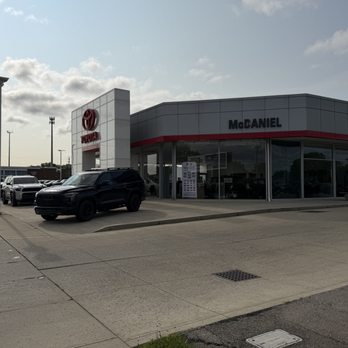 McDaniel Toyota - Car Dealers Near Me - Marion, Ohio McDaniel Toyota - Car Dealers Near Me - Marion, Ohio