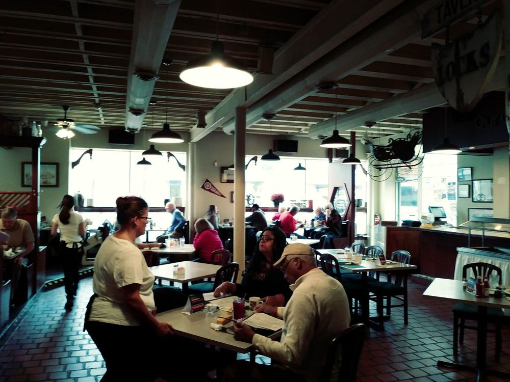 FOX’S MARKET HOUSE RESTAURANT Updated August 2024 22 Photos & 56