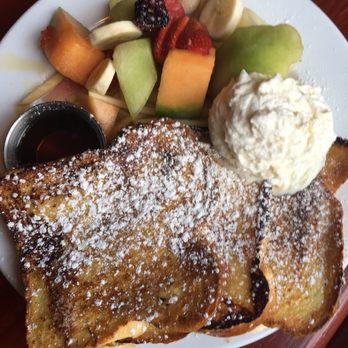 Le Petit Déjeuner - Eggy Fried Bread - Caramelized French Toast - Breakfast & Brunch Near Me - Toronto, Ontario Le Petit Déjeuner - Eggy Fried Bread - Caramelized French Toast - Breakfast & Brunch Near Me - Toronto, Ontario