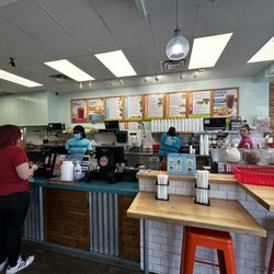 Tropical Smoothie Cafe