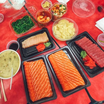 Basa Seafood Express - Salmon sashimi, tuna sashimi, yellowtail sashimi, clam chowder, seaweed salad, shrimp ceviche, fish ceviche, and a side of ginger. - Seafood Near Me - San Francisco, California