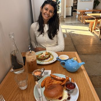 Bluestone Lane - Old Towne Orange - Coffee & Tea Near Me - Orange, California