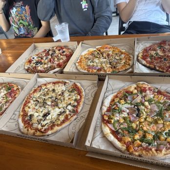 Pieology Pizzeria - Pizza Near Me - Aiea, Hawaii Pieology Pizzeria - Pizza Near Me - Aiea, Hawaii