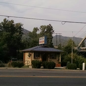 Rogue River Visitors Center - Visitors Center - Visitor Centers Near Me - Grants Pass, Oregon Rogue River Visitors Center - Visitors Center - Visitor Centers Near Me - Grants Pass, Oregon