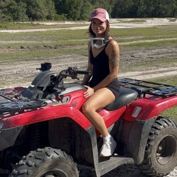 Rockstar ATV Rentals - Guests have fun and posing for a picture