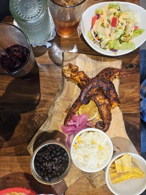 Sol y Luna Cocina Mexicana by null