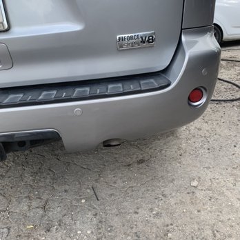 Alfredo Collision Repair - Body Shops Near Me - Austin, Texas