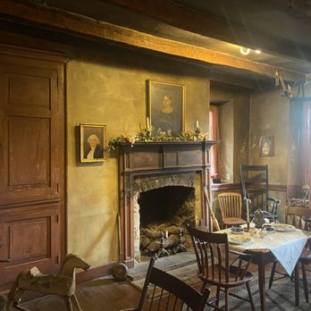 Dowling House - Main Room - Museums Near Me - Galena, Illinois
