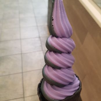 iHalo Krunch - Ice Cream & Frozen Yogurt Near Me - Vaughan, Ontario